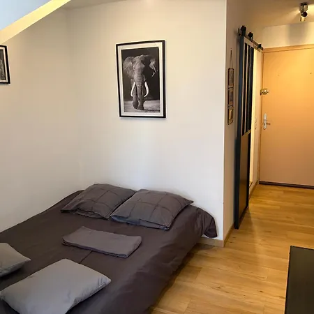 Alt 04 Studios - Barcelonnette Апартаменты *